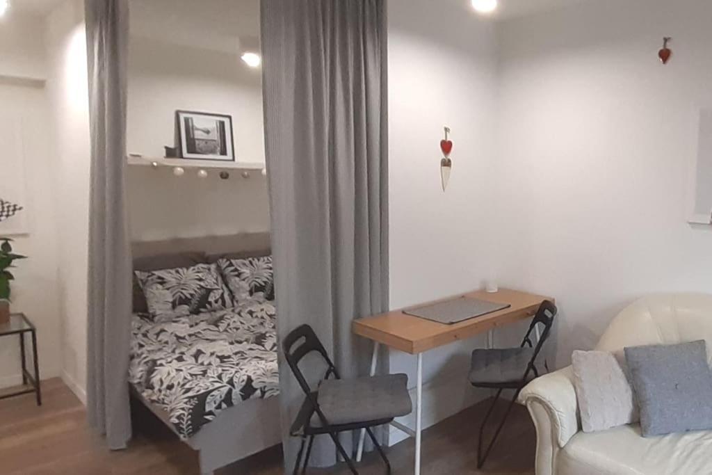 Lemuria Apartament Szkolna Centrum レグニツァ エクステリア 写真