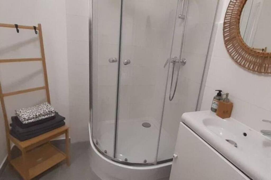 Lemuria Apartament Szkolna Centrum レグニツァ エクステリア 写真